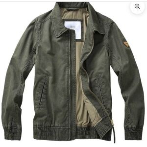 Men's Classic Military Style Jacket in Olive